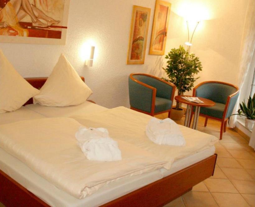 Hostellerie Bacher Neunkirchen  Chambre photo